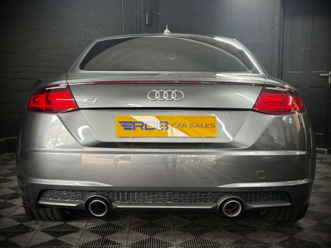 Audi TT 1.8 TT Black Edition TFSI 3dr 29