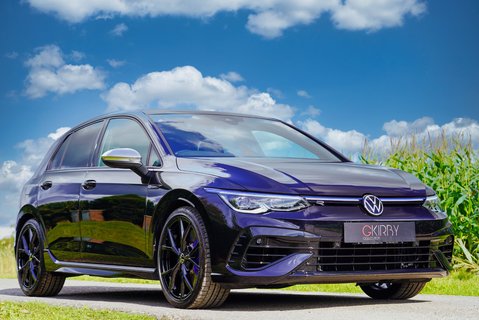 Volkswagen Golf R TSI 4MOTION DSG 2
