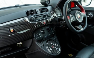 Abarth 695 Tributo Ferrari 19