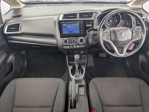 Honda Jazz I-VTEC SPORT NAVI 16