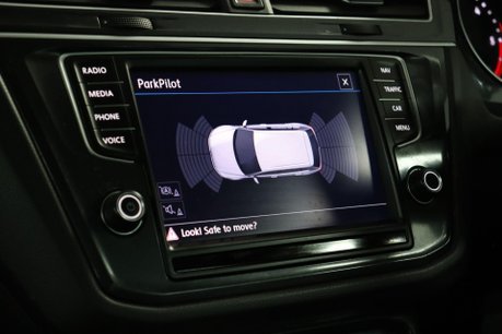 Volkswagen Tiguan SE NAV TDI BMT 4MOTION 36