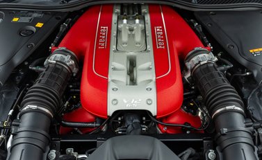 Ferrari 812 Superfast 44