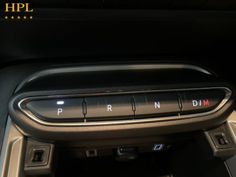 Jeep Avenger 1.2 e-Hybrid Summit SUV 5dr Petrol Hybrid e-DCT Euro 6 (s/s) (100 ps) Alloy 17