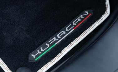 Lamborghini Huracan LP 640-4 EVO SPYDER 60th Anniversary Edition 33