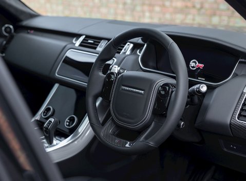 Land Rover Range Rover Sport 5.0 SVR Urban 11