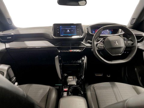 Peugeot 2008 1.2 PureTech Allure Premium + SUV 5dr Petrol EAT Euro 6 (s/s) (130 ps) 19