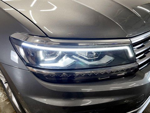 Volkswagen Tiguan 2.0 TSI SEL SUV 5dr Petrol DSG 4Motion Euro 6 (s/s) (190 ps) Air Con - Blue 9