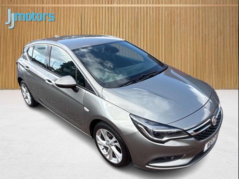Vauxhall Astra 1.4i Turbo SRi Nav Hatchback 5dr Petrol Manual Euro 6 (150 ps) 21