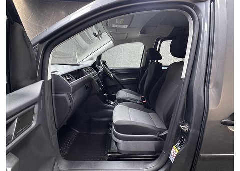 Volkswagen Caddy Maxi 2.0 TDI C20 Crew Van Double Cab 5dr Diesel DSG LWB Euro 6 (s/s) (102 ps) 42
