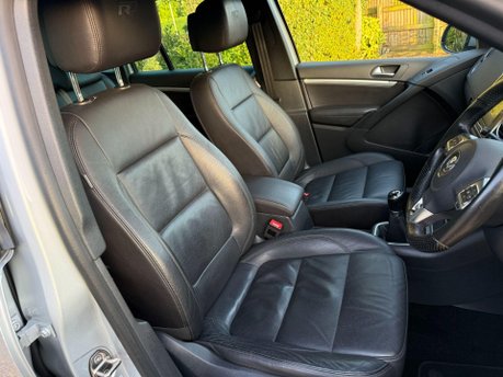 Volkswagen Tiguan 2.0 TDI BlueMotion Tech R-Line Edition SUV 5dr Diesel Manual 4WD Euro 6 (s/ 20