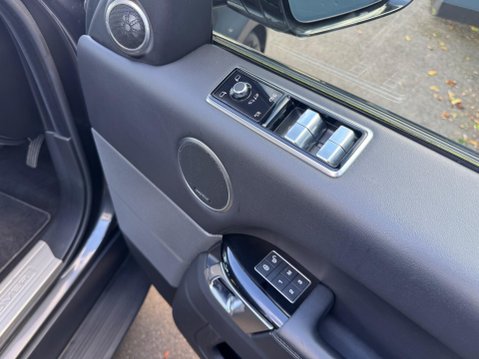 Land Rover Range Rover Sport SDV6 HSE 28
