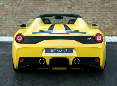 Ferrari 458 Speciale Aperta 7