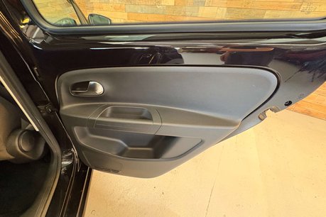 Volkswagen Up 1.0 High up! Hatchback 5dr Petrol ASG Euro 5 (75 ps) 45