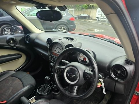Mini Countryman COOPER 9