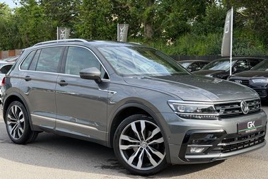Volkswagen Tiguan R-LINE TECH TSI EVO DSG -CAMERA -FULL VW SERVICE HISTORY 