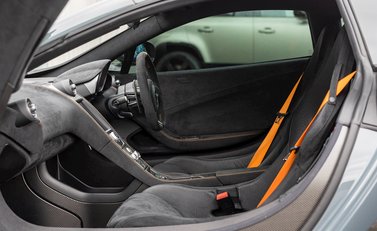 McLaren 675LT 16
