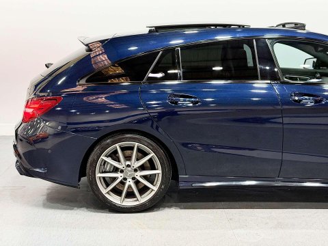 Mercedes-Benz CLA Class 2.0 CLA45 AMG Shooting Brake 5dr Petrol SpdS DCT 4MATIC Euro 6 (s/s) (381 p 16