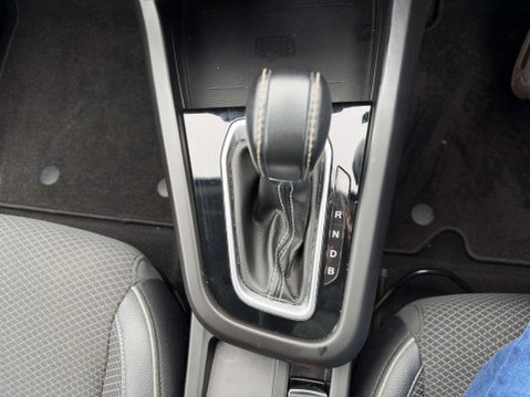Renault Arkana 1.6 E-TECH techno SUV 5dr Petrol Hybrid Auto 2WD Euro 6 (s/s) (145 ps) 41