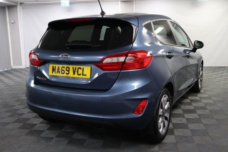 Ford Fiesta TREND 11