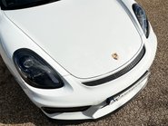 Porsche Cayman GT4 29