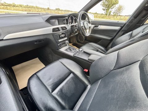 Mercedes-Benz C Class C220 CDI BLUEEFFICIENCY AMG SPORT Estate 4