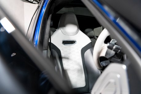 Land Rover Range Rover Sport SVR URBAN EDITION. URBAN EDITION. FIXED SIDE STEPS. PANO ROOF. PIXEL LEDS. 24