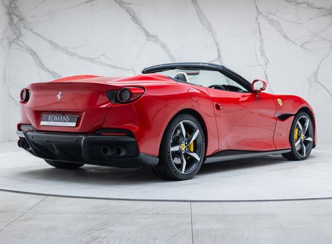 Ferrari Portofino M 8