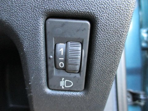 Peugeot 2008 1.2 PureTech Allure EAT Euro 6 (s/s) 5dr 32