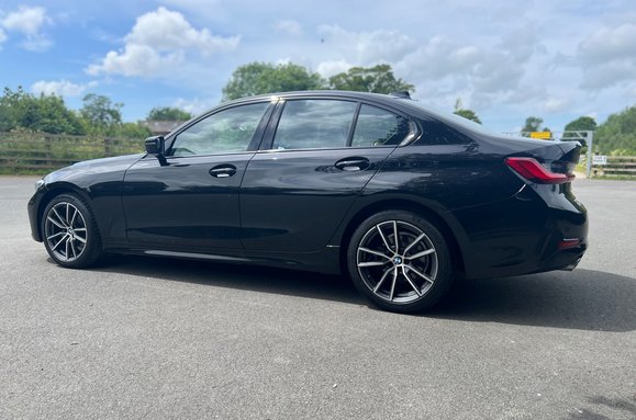 BMW 3 Series 318D SPORT 13