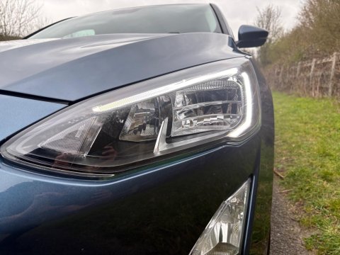 Ford Focus TITANIUM 27