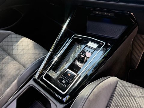 Volkswagen Golf R-LINE ETSI DSG 20