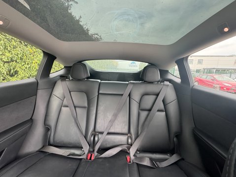 Tesla Model Y (Dual Motor) Long Range SUV 5dr Electric Auto 4WDE (384 bhp) 9