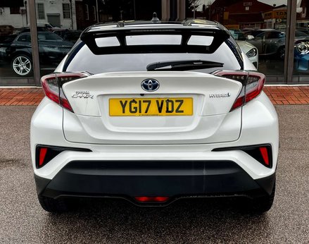 Toyota C-HR 1.8 C-HR-Dynamic HEV CVT 5dr 6