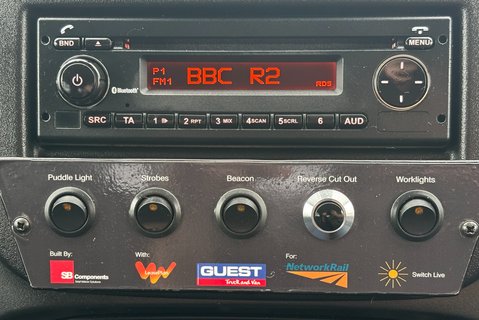 Iveco Daily 70C18D Crew Cab Dropside with Hiab X-Hiduo 062 Crane 30