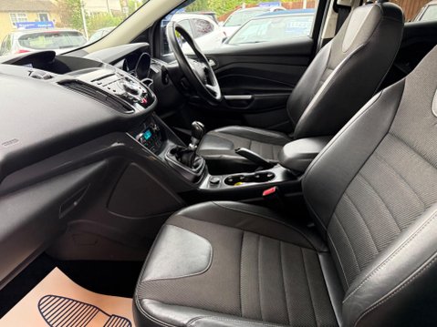 Ford Kuga 2.0 TDCi Titanium 2WD Euro 6 (s/s) 5dr 33