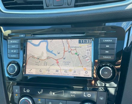 Nissan Qashqai 1.3 Qashqai N-Connecta DiG-T 5dr 33