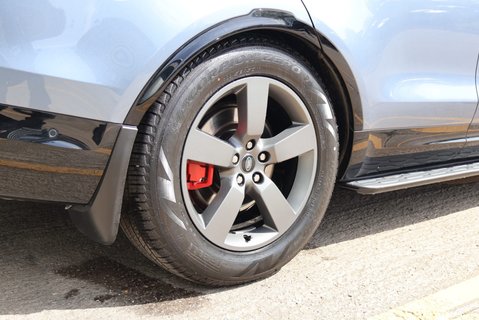 Land Rover Discovery R-DYNAMIC SE MHEV WITH GENUINE REAR SEAT CONVERSION STYLED BY SEEKER  10