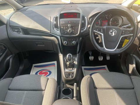 Vauxhall Zafira 1.6 CDTi ecoFLEX SRi Euro 6 (s/s) 5dr 17