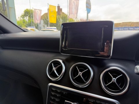 Mercedes-Benz A Class 1.5 A180 CDI Sport Euro 5 (s/s) 5dr 29