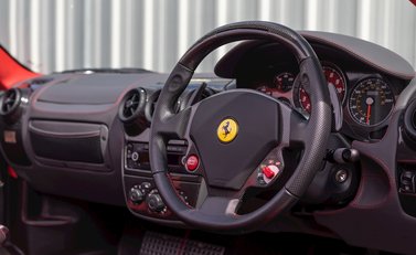 Ferrari 430 Scuderia Spider 16M 13