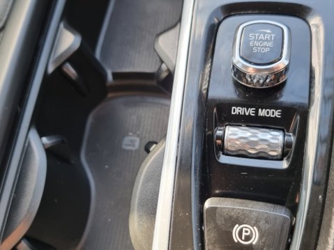 Volvo XC90 D5 POWERPULSE MOMENTUM AWD 50