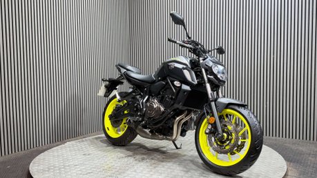 Yamaha MT-07 MT07 2018 ONLY 7K 1 OWNER FULL AKRAPOVIC LONG MOT 700CC 2