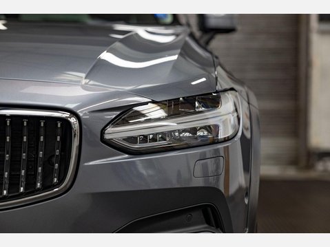 Volvo V90 2.0 D5 PowerPulse Auto AWD Euro 6 (s/s) 5dr 93
