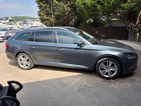 Skoda Superb SE L EXECUTIVE TDI DSG 5