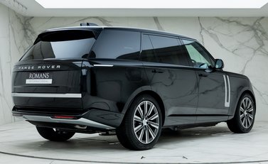 Land Rover Range Rover P460e Autobiography LWB 3