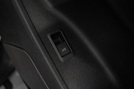 Audi RS Q3 2.5 TFSI Vorsprung SUV 5dr Petrol S Tronic quattro Euro 6 (s/s) (400 ps) 18