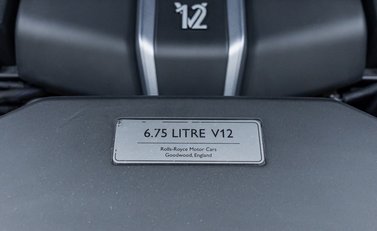 Rolls-Royce Cullinan Series II Black Badge 48