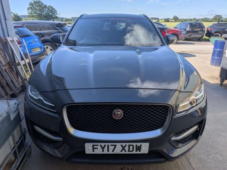 Jaguar F-Pace 2.0 F-PACE R-Sport AWD D Auto 4WD 5dr 1