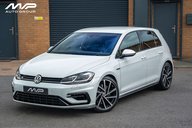 Volkswagen Golf 2.0 Golf R TSi Semi-Auto 4WD 5dr 1