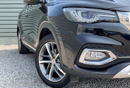 MG HS 1.5 T-GDI EXCLUSIVE PHEV